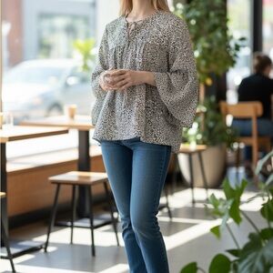 Who What Wear Black and White Leopard Print Blouse
